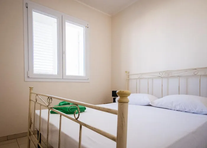 Alba * マリーナ・ディ・マンカヴェルサ